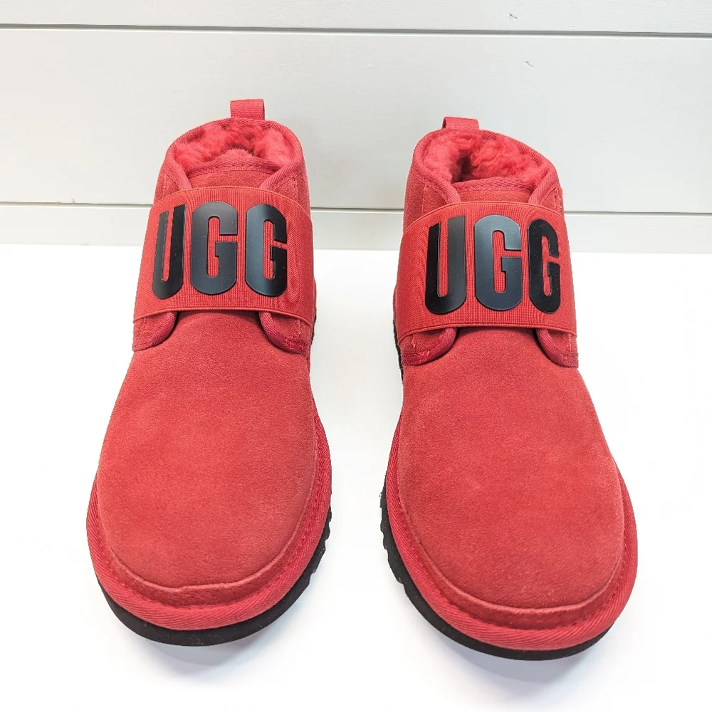 UGG Neumel II Graphic Spell Out Red Logo Ankle Chukka Comfy Suede Boots Men's 9